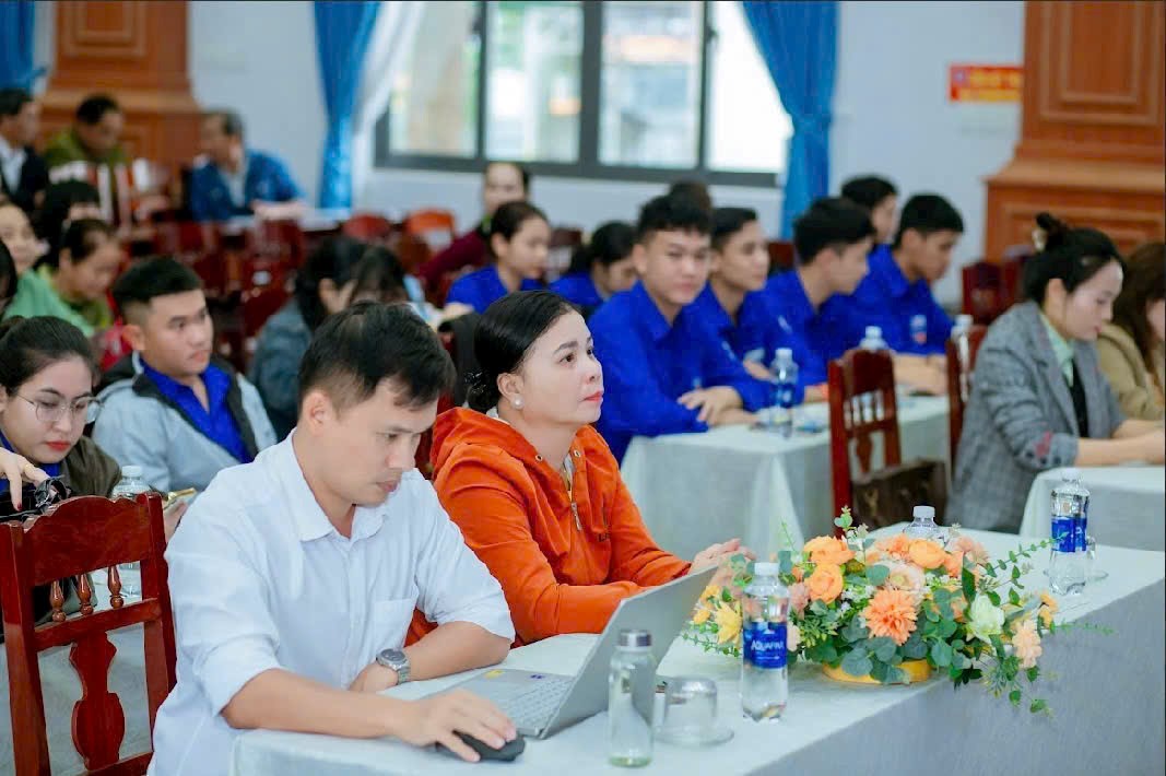 giao dich viec lam 3